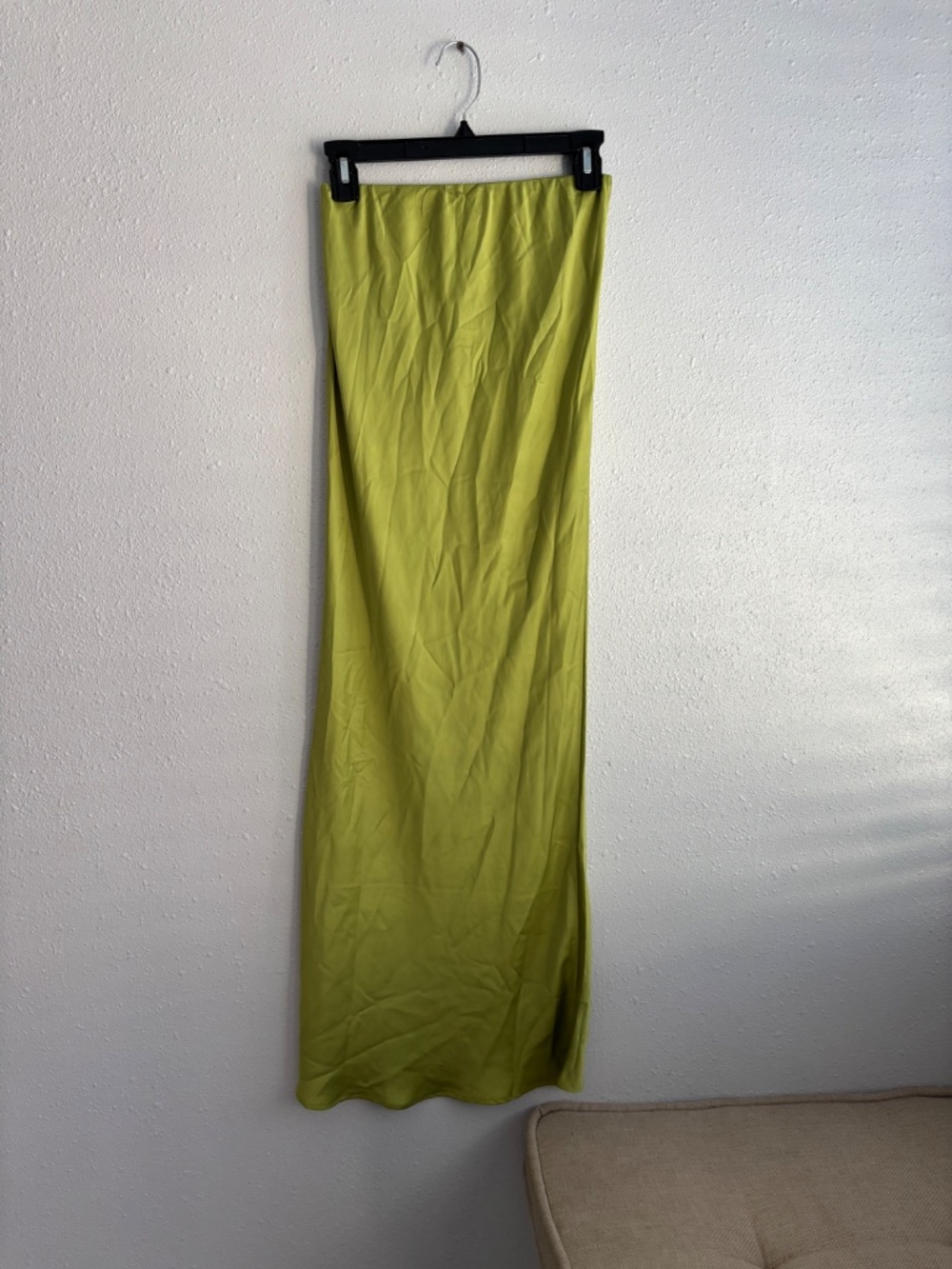 Meshki Violeta Parakeet Lime Green Satin One-Shoulder Top & Maxi Skirt 2 pc set - Picture 9 of 11